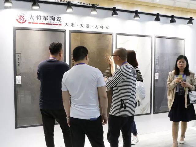 設(shè)想未來(lái)丨將軍企業(yè)2018新品發(fā)布會(huì)暨《夢(mèng)想的空間》中國(guó)年度室內(nèi)設(shè)計(jì)競(jìng)賽沙龍發(fā)布會(huì)圓滿召開！
(圖15)