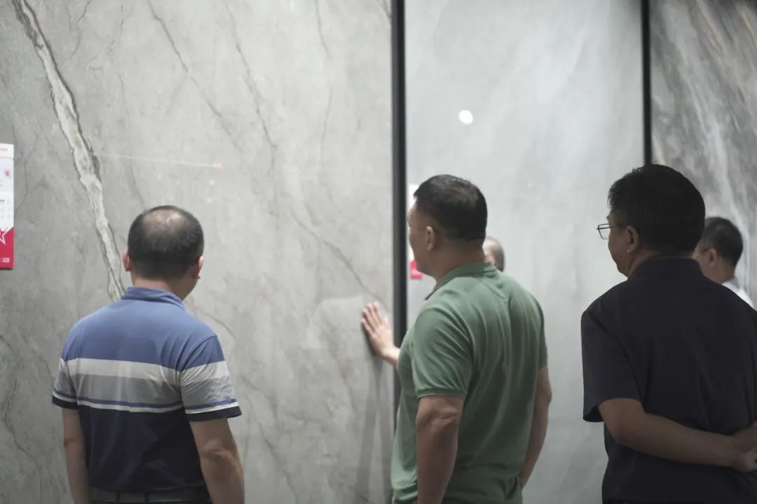 百億財(cái)富計(jì)劃丨大將軍瓷磚與多家工程運(yùn)營(yíng)商達(dá)成戰(zhàn)略合作！(圖24)